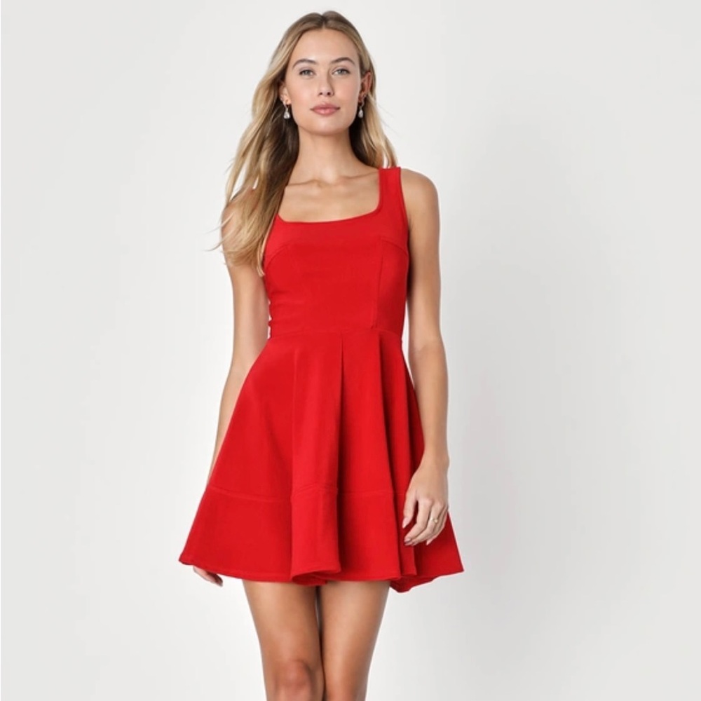 Holiday Dress. Lulus Red Dress. Size S